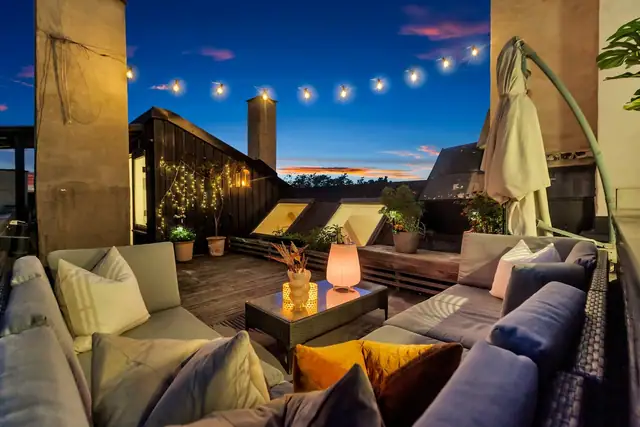 Privat takterrasse med 360 graders solforhold og panorama utsikt.